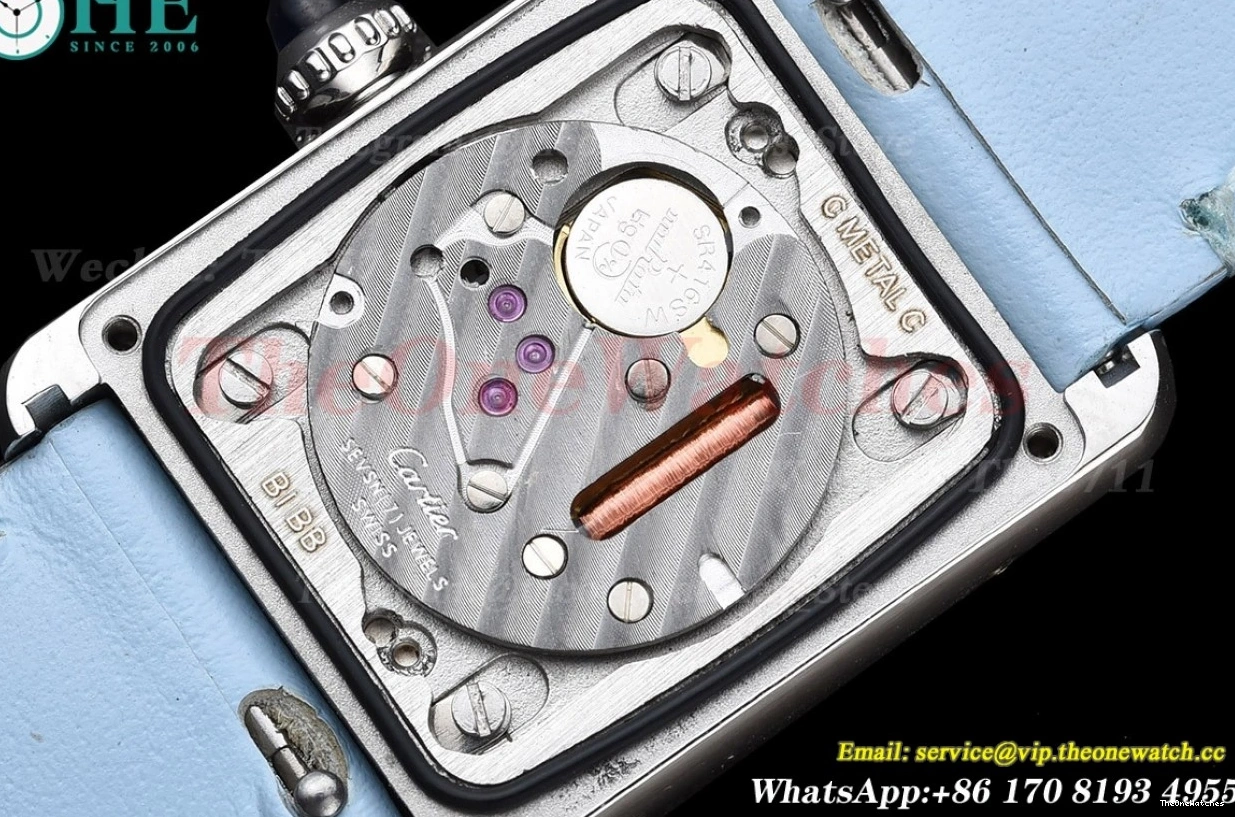 Quartz Leather White Strap LE Blue dial SS Small On Tank K11F Must 0330